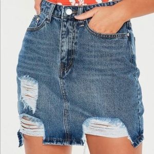 Blue Wash Distressed Denim Skirt - Missguided